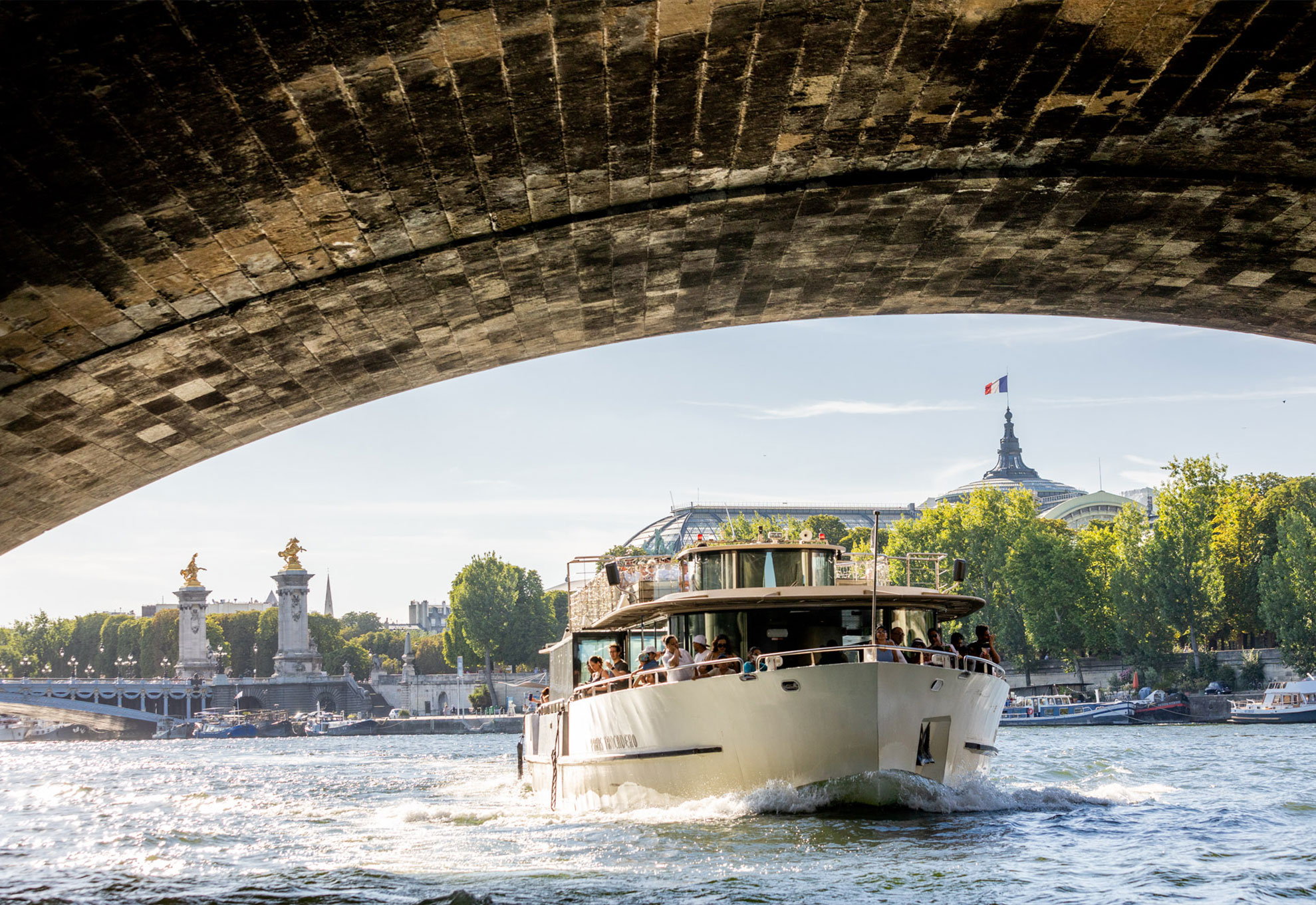 Read more about the article A 100% electric cruise on the Seine