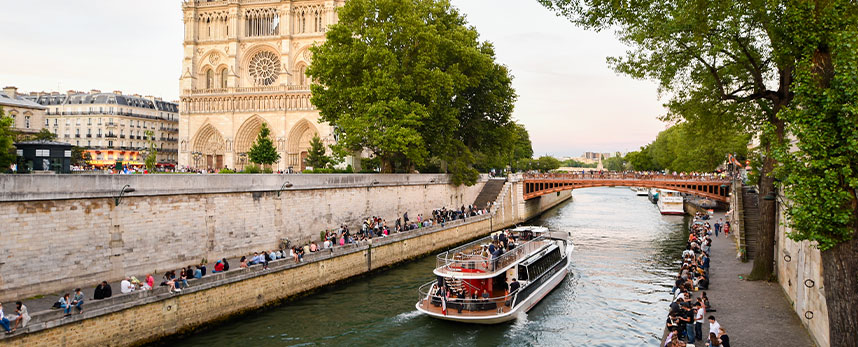 You are currently viewing Paris monuments along the Seine